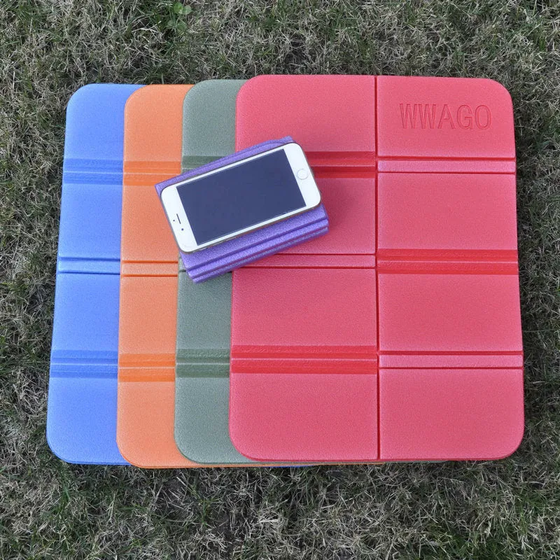 Folding Waterproof Outdoor Picnic Mat Pad Beach Camping Plaid Rug Blanket Portable Chair Beach Seat Hiking Activities Pad