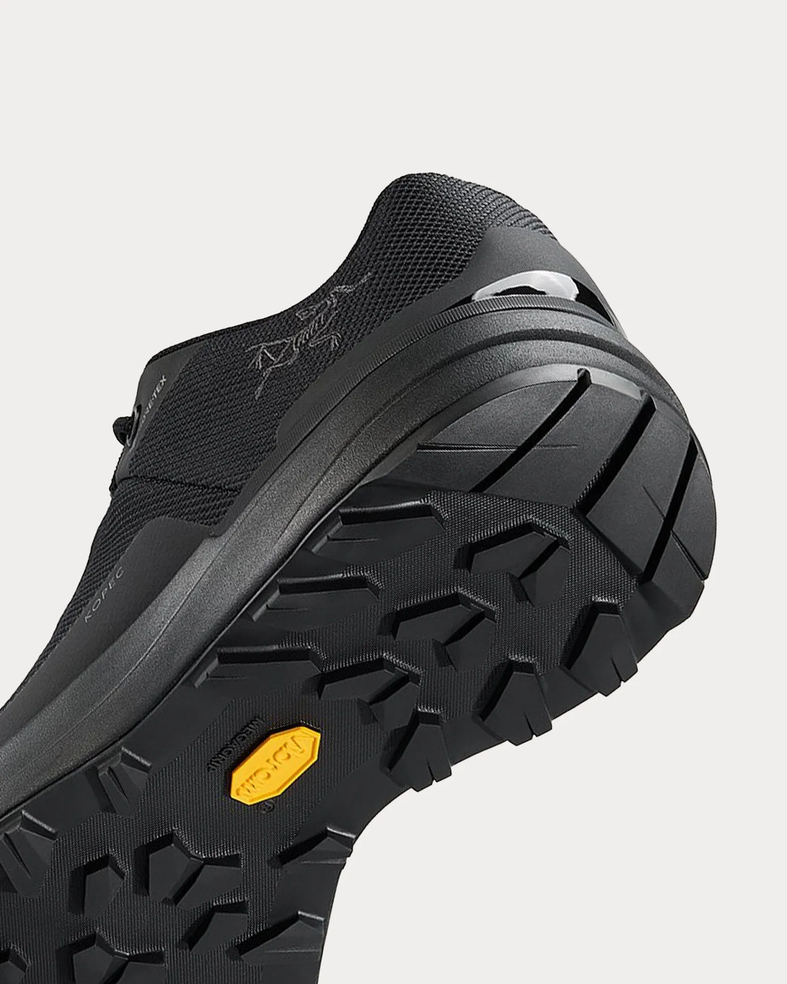 Kopec GTX Black / Black Running Shoes