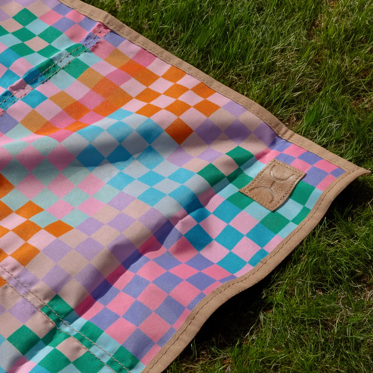 NEW Compact Carry Picnic Blankets